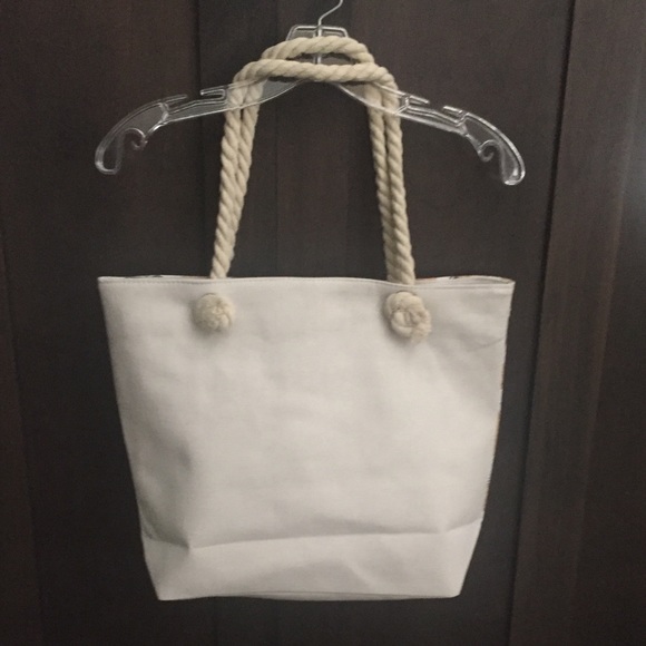 1 Left! Pineapple Sparkle Tote Bag! - Picture 4 of 6